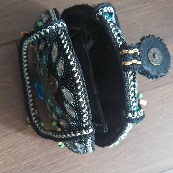 Handmade Beaded & Rhinestone Handbag - Picture 10 of 12